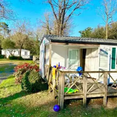 Camping 5 Etoiles - Piscine - Eeaibb Saint-Georges-d'Oleron Exterior photo
