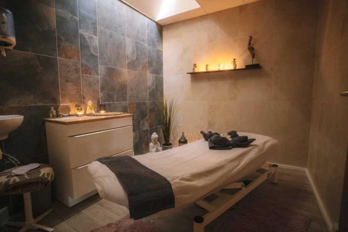 5 Etoiles - Piscine - Eeaibb