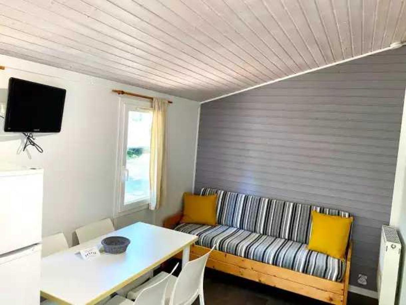 5 Etoiles - Piscine - Eeaibb Camping *